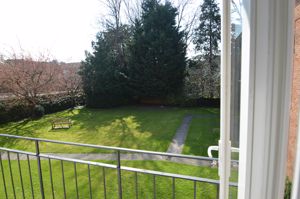 Photo 7- click for photo gallery